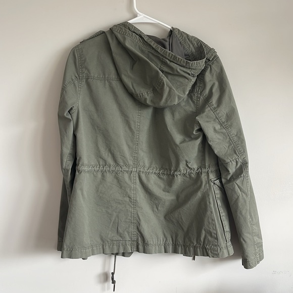 Lightweight sage green parka - Picture 2 of 4